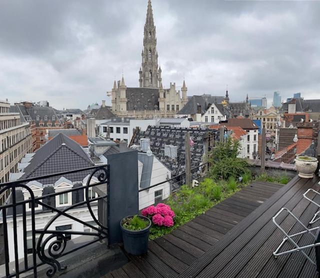 Duplex Dernier Etage Avec Terasse A Deux Pas De La Grand Place * Brüssel